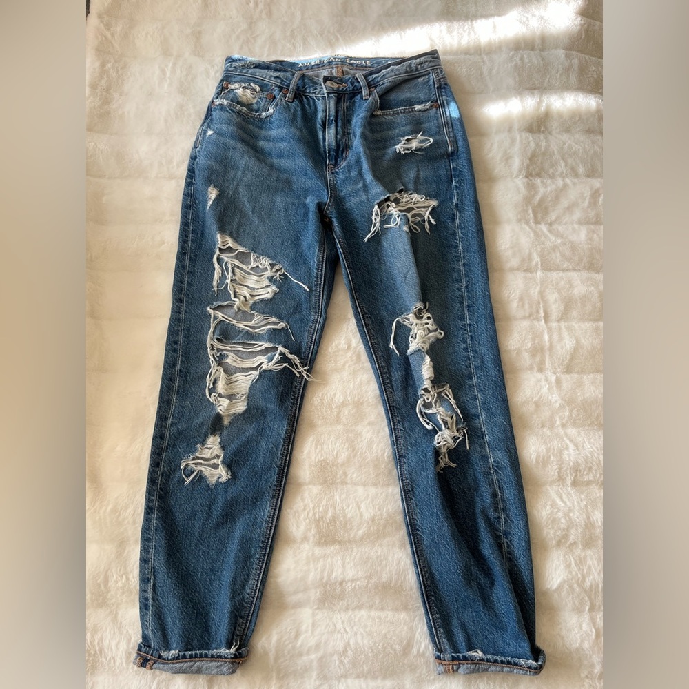 american eagle boyfriend jeans size 2